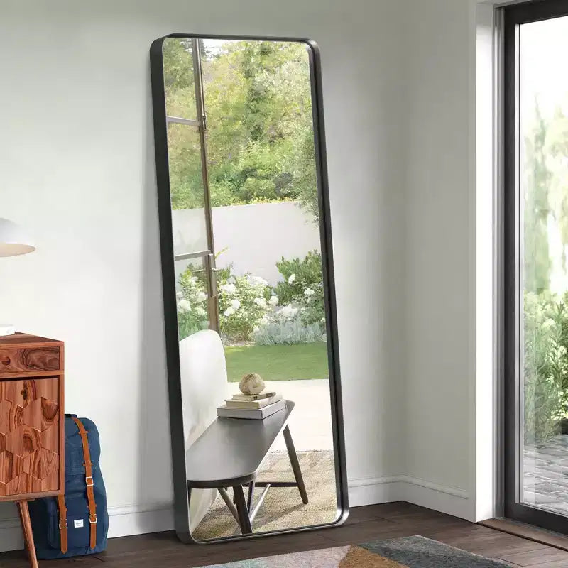 Miroir rectangulaire noir pleine longueur, à fixer au mur, 1 personne – 71" x 31"
