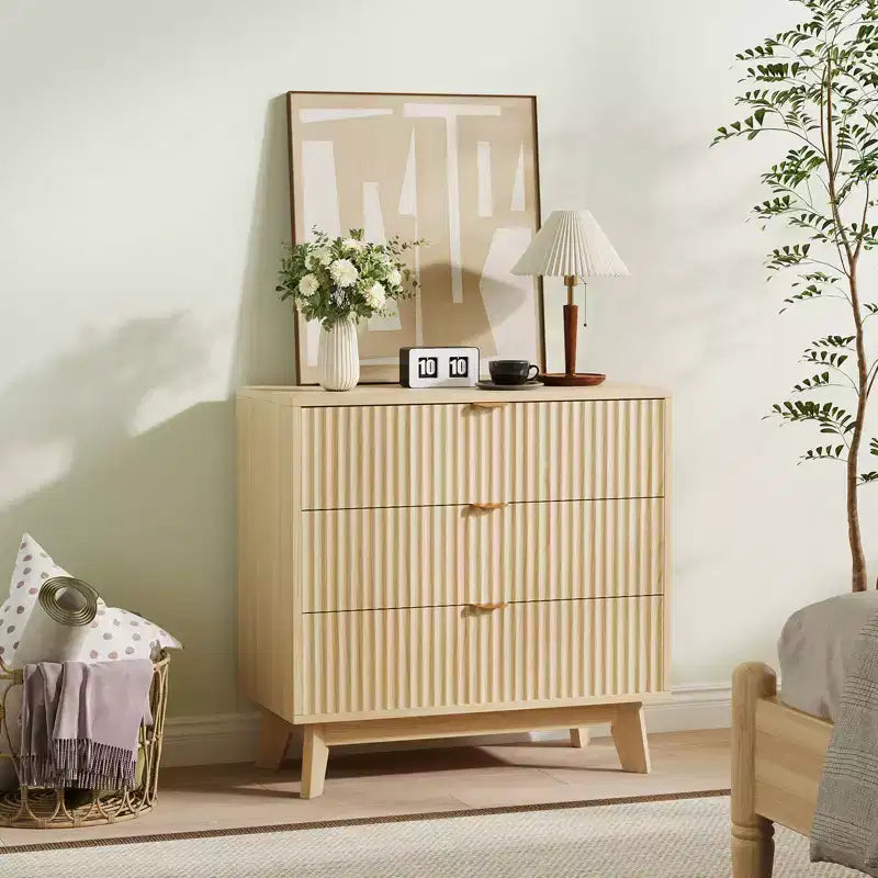 Commode cannelée en bois naturel à 3 tiroirs, pour une personne